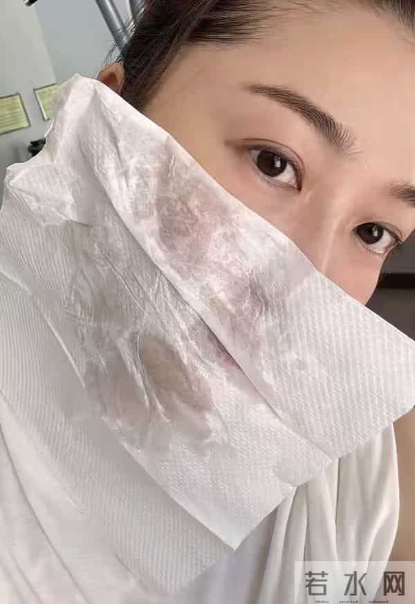 周丽淇，素颜无美颜无滤镜，刚健身完的状态，运动确实抗衰老