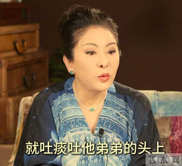 向太小儿子向佑曾在美国遭歧视，向佐为弟弟出头，打断对方的手