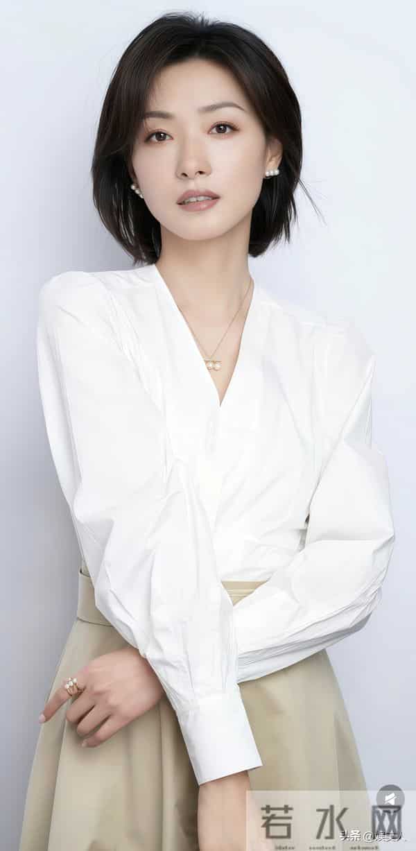 万茜:颜值气质身材三在线的魅力女神