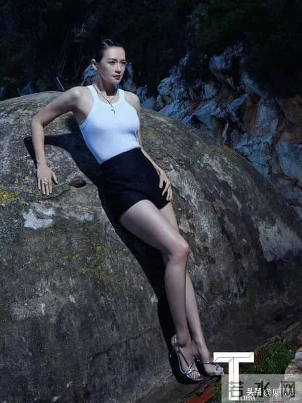 章子怡户外写真，这也太美了！