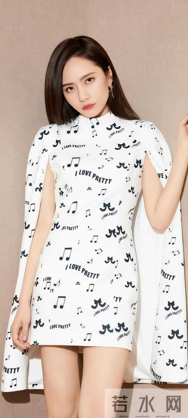 绝了！刘惜君写真杀疯了，御姐范碾压全场，网友：这姐藏得太深