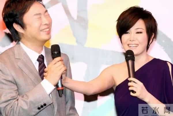 费玉清现状！70岁无儿无女独居，和56岁闺蜜相依为伴