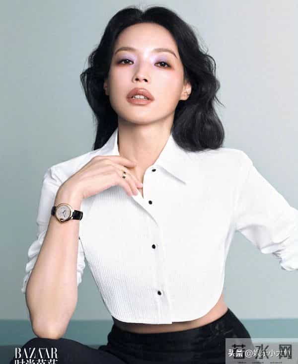 舒淇时尚芭莎十二月刊封面大片,干练西装配胶片元素性感嘴唇好美