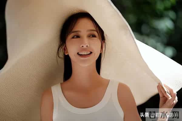 佟丽娅也没想到，前夫留给她的9岁儿子，已经可以为自己争光了