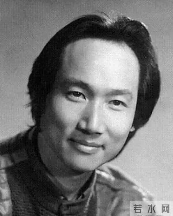 66岁张瑜惊人现状：无儿无女独居，前夫却儿孙满堂！