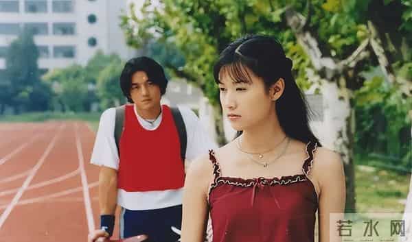 12年后，再看李亚鹏现任妻子海哈金喜，才懂她和王菲谁更“精明”