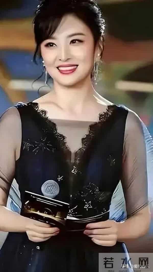 央视主持人 周涛