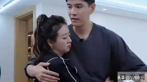 这一次,相差8岁的李琳和经超,也没能逃过老妻少夫的残酷现实