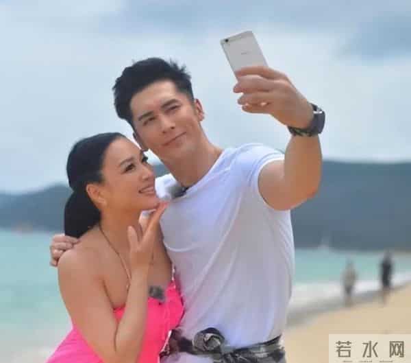 三婚带3个女儿嫁小丈夫的钟丽缇，结婚9周年坦言，想为对方生孩子