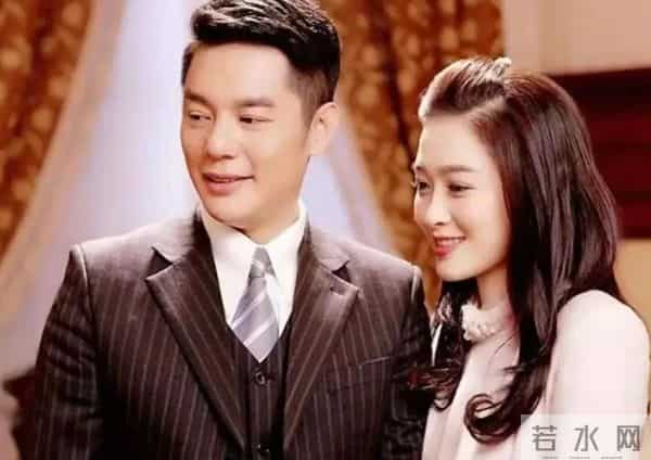 傅程鹏陪香港妻子参加名流派对,表现从容,完美融入周丽淇社交圈