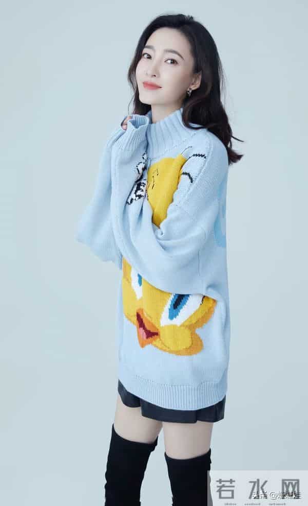 “素颜女神”王丽坤 身材高挑天生冷白皮,40岁看起来和20岁时一样