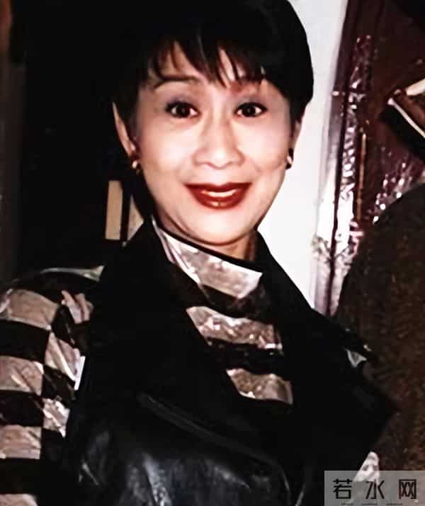 香港名媛陈曼娜:炒楼身价过亿,住2500呎豪宅,儿子成美国名医