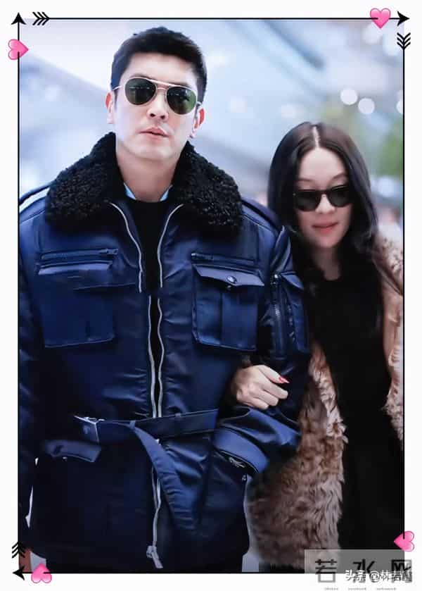 杜江霍思燕机场被偶遇，二人气场强大，霍思燕挽着杜江胳膊好甜蜜