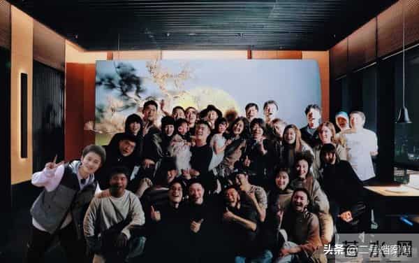 离婚10年后,晒出情侣泳装照的许婧,没给前夫陈赫留一丝“体面”