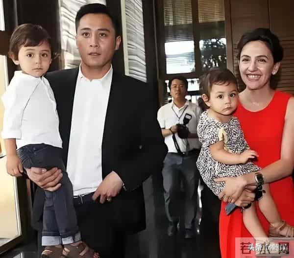 与安娜结婚16年后,47岁刘烨重返“青春”,谢娜肠子都要悔青了