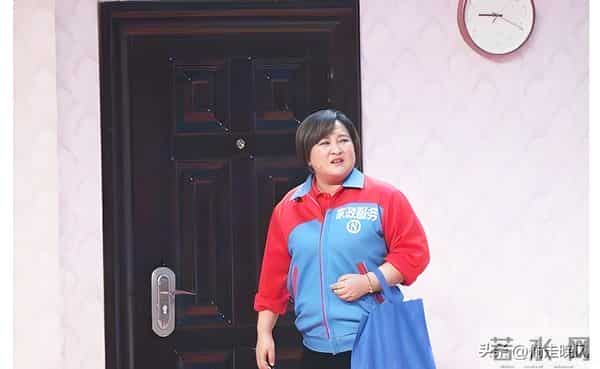 退出春晚、解散公司,43岁贾玲的蜕变之路,给所有女性上了一课