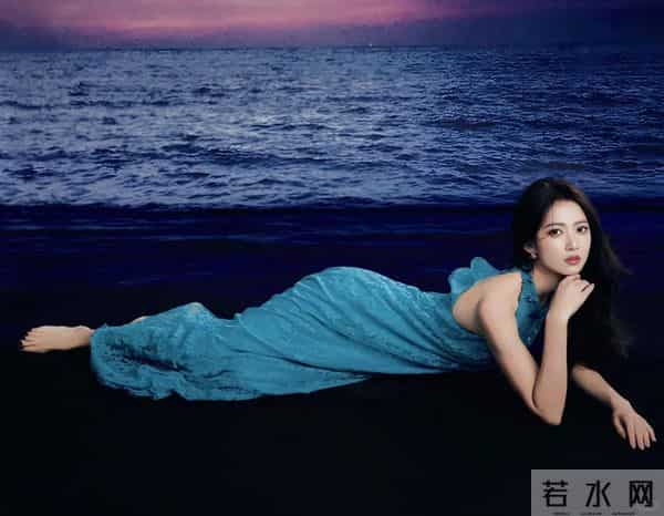 光着小腿丫子的陈钰琪 太美丽动人了。