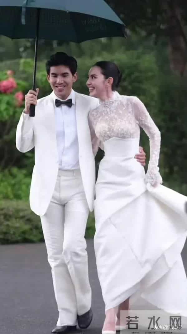 泰国演员Mai 大婚,这婚纱太漂亮了