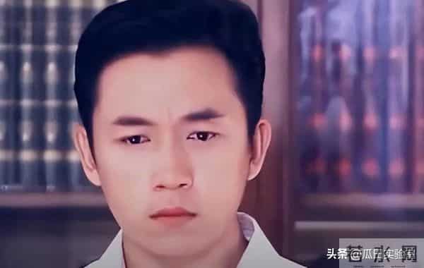 从“金童玉女”到“反目成仇”，潘粤明终于迎来了“翻身”