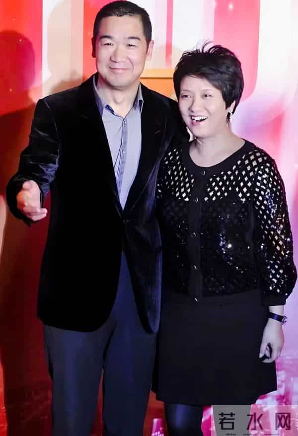 有一种“算计”叫邓婕!终于明白为何不生育也要嫁给二婚的张国立