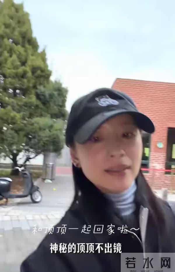 45岁董洁定居北京生活曝光,不用保姆不通暖气,一日三餐亲力亲为