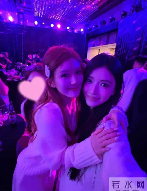 一场生日,戳穿了赵露思的江湖地位,原来陈伟霆一个字都没说错