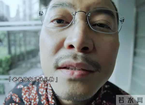 不装了,“逼婚”胡可、争议不断的沙溢,如今终于遭到“反噬”