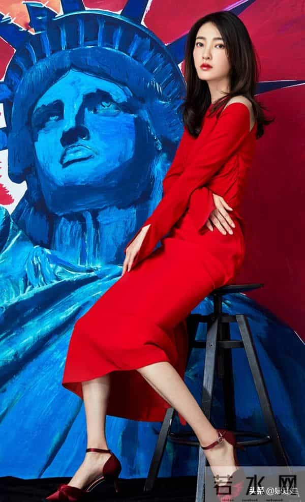 “素颜女神”王丽坤 身材高挑天生冷白皮,40岁看起来和20岁时一样