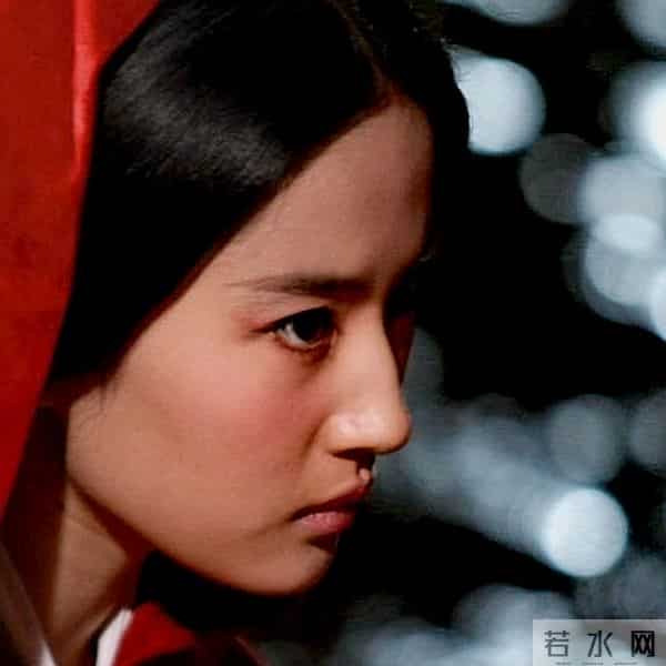 古二录音持续发酵！娱乐圈的乱象，凸显出了刘亦菲的“不合群”