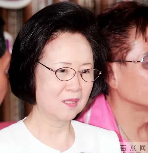 琼瑶去世后，儿媳何琇琼再破天花板，值得点赞