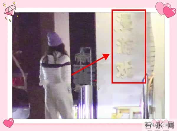 章子怡带儿女与友人吃烧烤、打游戏，儿子活泼可爱，醒醒身高抢镜