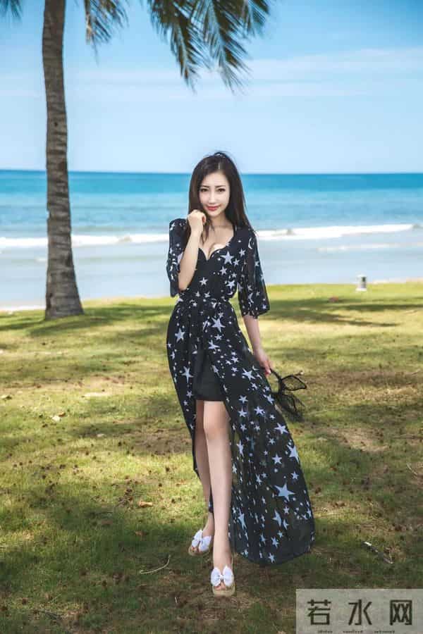 尤美 深V星空裙，海滩辣妹性感暴击