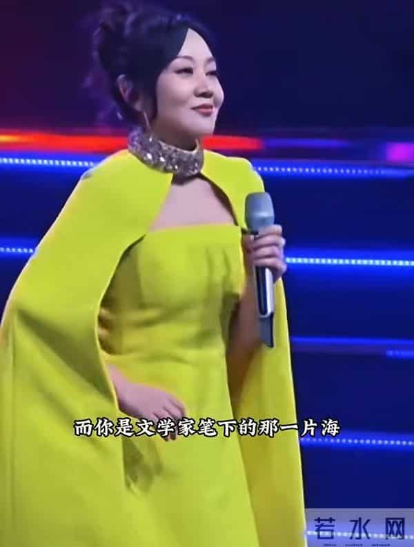 闫妮素颜曝光显老态,网友抓拍明星,高清镜头下,原来她们长这样