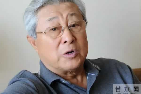 照顾患病妻子60年,儿女事业有成家庭幸福,他却只想做个普通老头