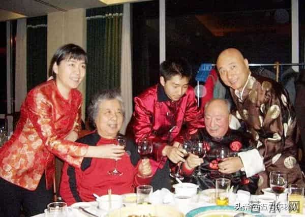 陈佩斯:最大的骄傲,不是当了导演,而是催生催来了4个孙子孙女