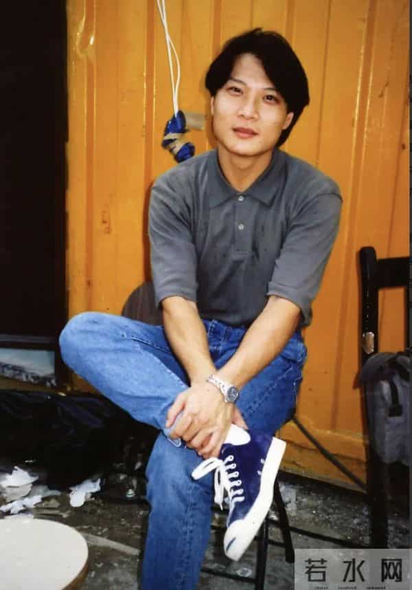 基因也偏心！这些明星和他们的兄弟姐妹，根本不像同一对爹妈生的