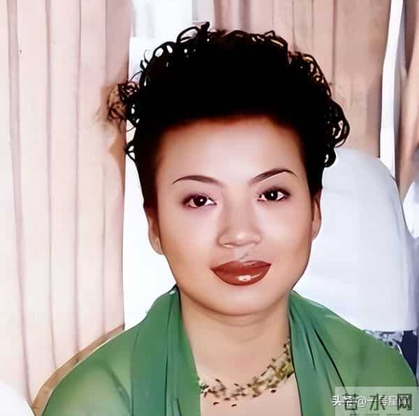 没有对比就没有伤害，至今"无人敢娶"的张也，让刘嘉玲沉默了