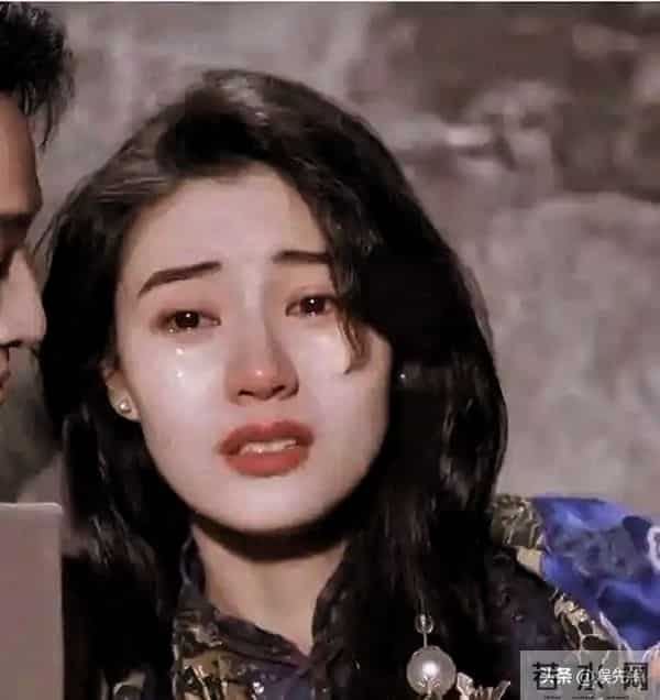 李嘉欣-当年被誉为香港第一美女,这盛世容颜谁能不动心