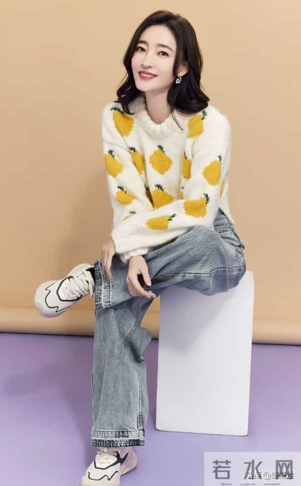 “素颜女神”王丽坤 身材高挑天生冷白皮,40岁看起来和20岁时一样