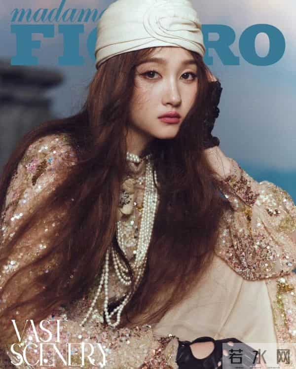 娱乐圈满族美女图鉴：每一位都貌美如花，谁最令你意想不到？