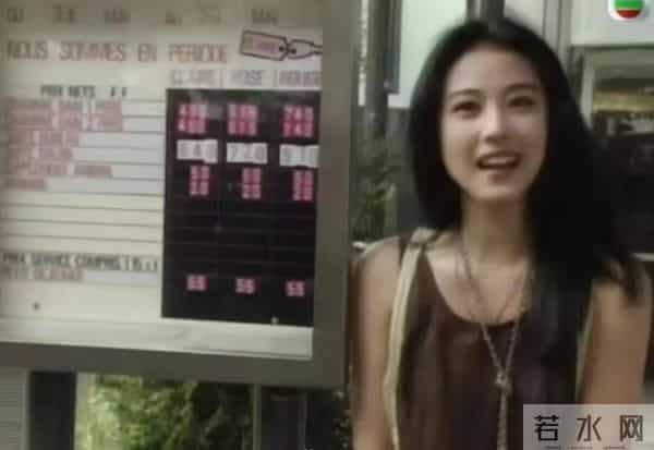 娱乐圈满族美女图鉴：每一位都貌美如花，谁最令你意想不到？