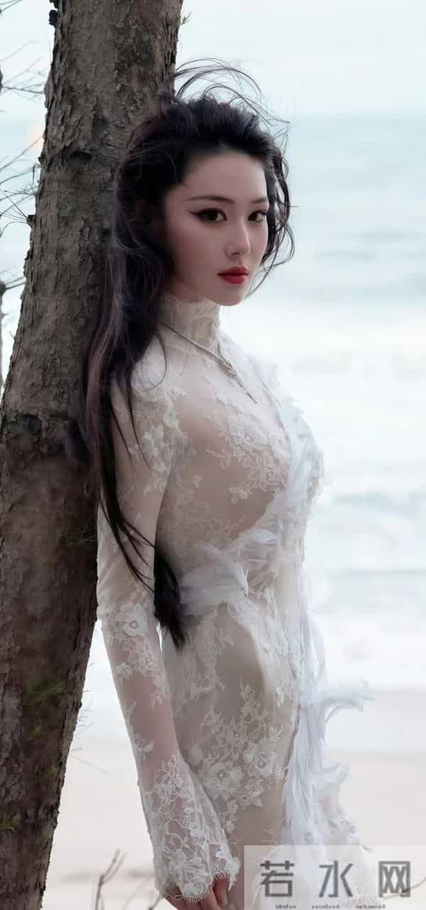 张馨予|出众的身材