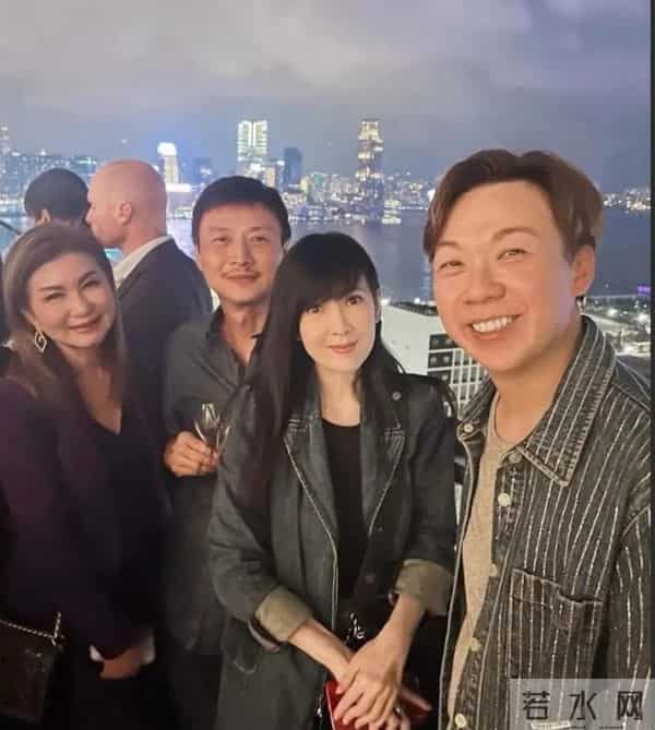 周慧敏被粉丝劝退休，唱歌气不足皮肤松弛，老到难认出