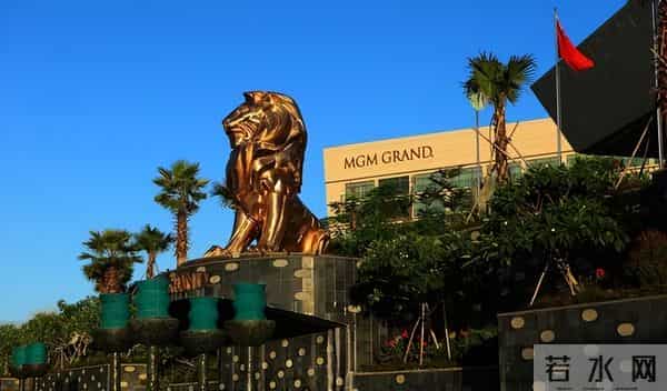 30年后,回看陈百强与何超琼虐恋:原是资产阶级软弱性注定的悲剧