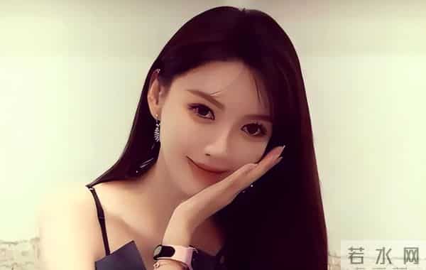 继杨颖、叶珂之后，黄晓明再次"拿下"大眼睛美女，网友：审美没变