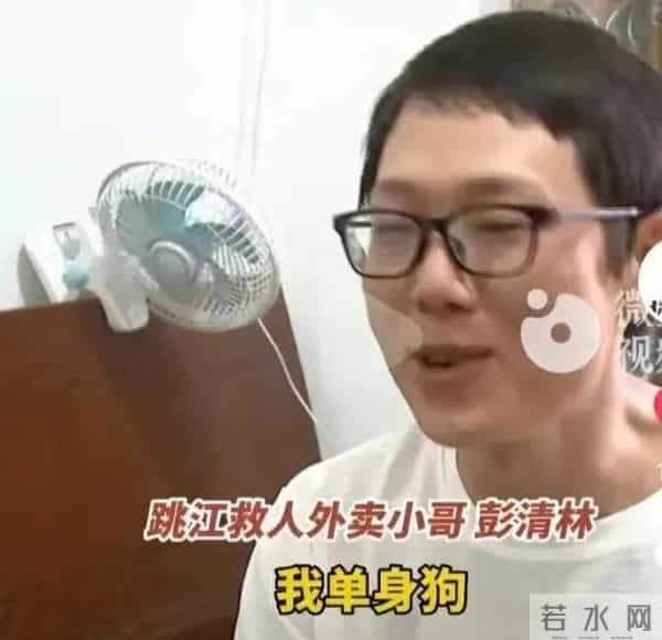 卫视主持一哥现状大洗牌：有人上亿有人半退，地位无人能替