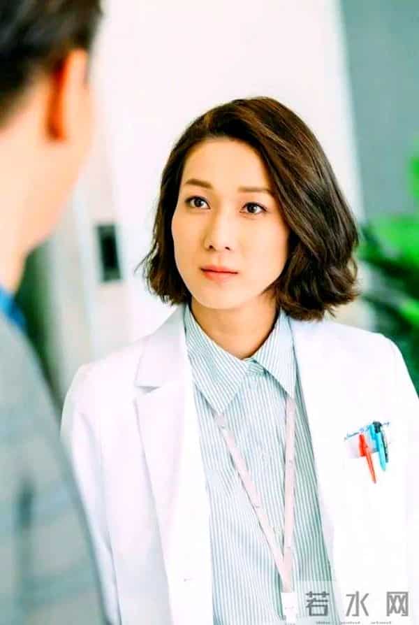 钟嘉欣近年气质大变,传婚变闹上法庭,本人辟谣依旧疑点重重!