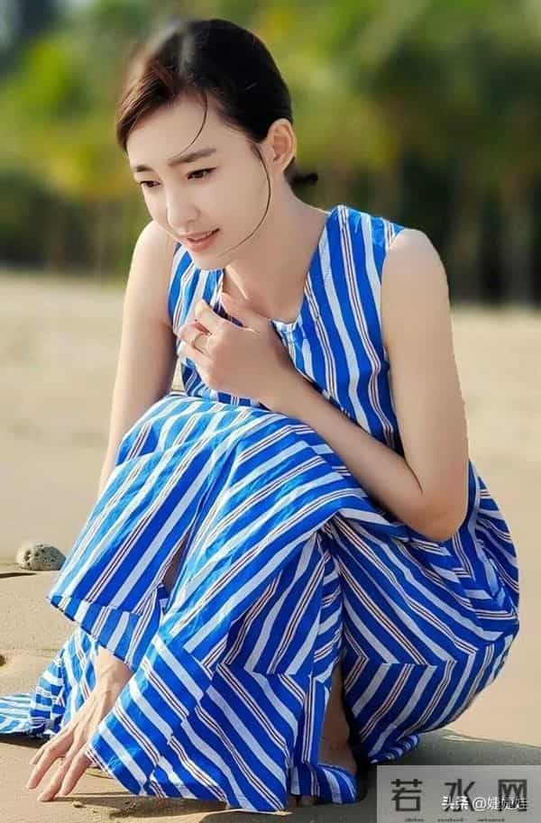 “素颜女神”王丽坤 身材高挑天生冷白皮,40岁看起来和20岁时一样