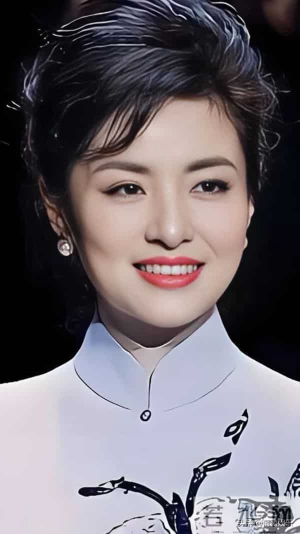 央视主持人 周涛