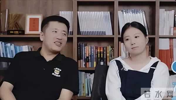 张雪峰演唱会争议加剧,知情人曝其已离婚5年,本人回应!